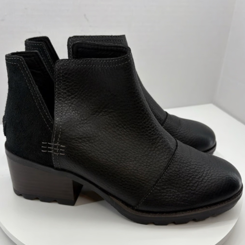 Sorel NL3383 Cate Cutout Black Leather Suede Waterproof  Bootie Boots Size 7 EXC